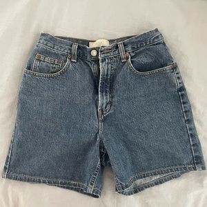 Vintage Gap high waisted mom shorts- size 4
